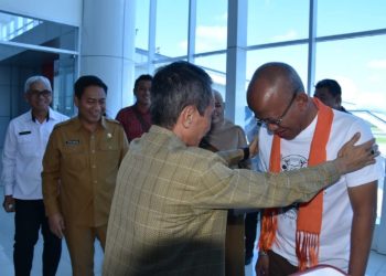 Bupati Nelson Sambut Kedatangan Anggota VI BPK RI