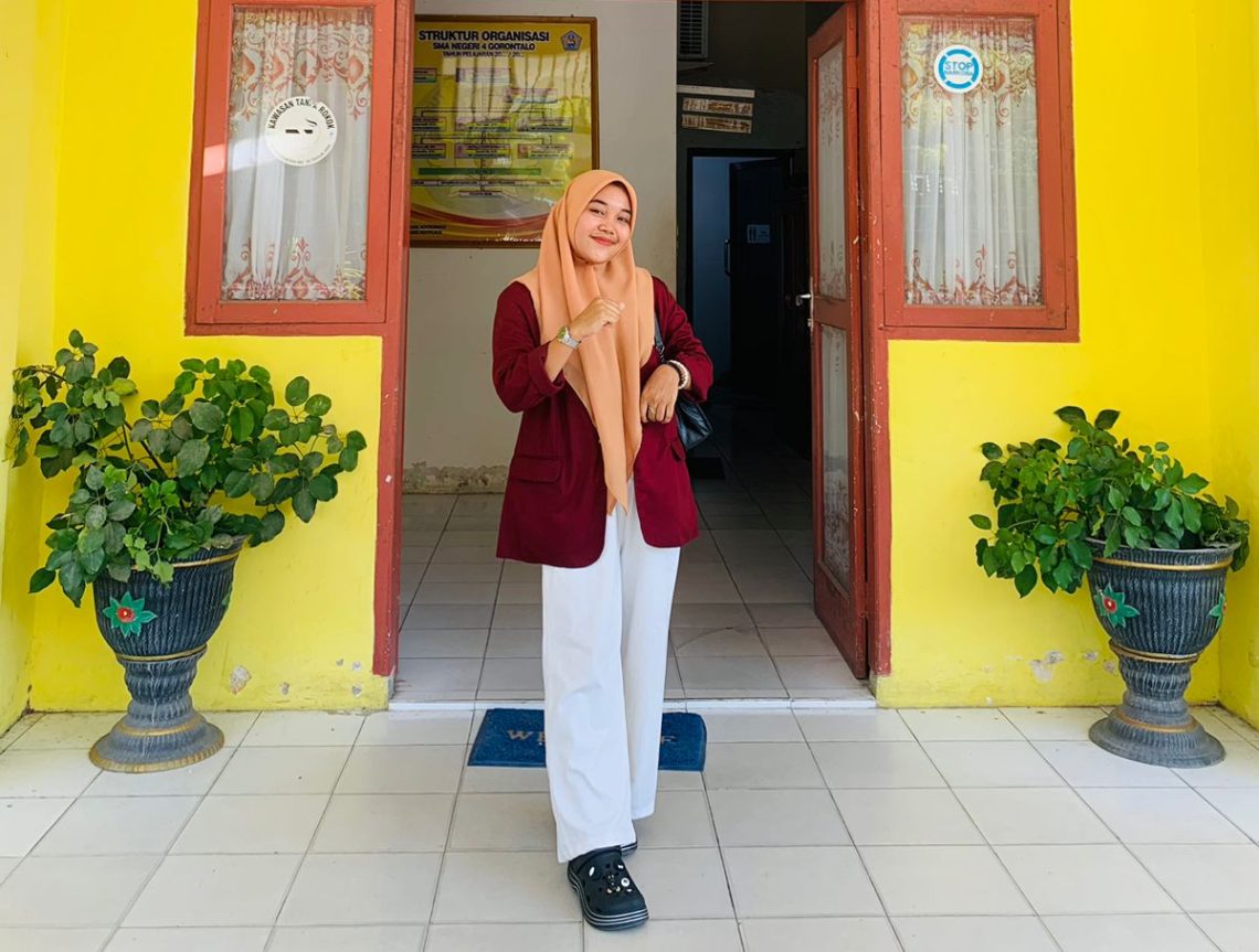 Nindi Seftiawati Malik Mahasiswi dari Prof. Dr. Novianty Djafri, S.Pd.I., M.Pd.I di Jurusan Manajemen Pendidikan. Fakultas Ilmu Pendidikan, Universitas Negeri Gorontalo.