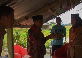 Kunjungan Bupati di RTLH Desa Paris