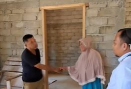 Haris Meninjau Pembangunan Bantuan Rumah BSPS di Desa Ulapato A