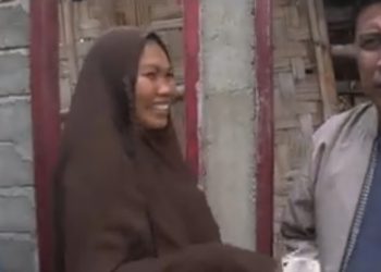 Setelah Sepuluh Tahun Keluarga Penerima Bantuan Rumah Tinggal di Rumah Yang Sudah Reot