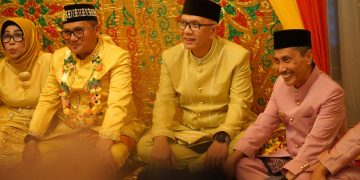 Bupati Gorontalo Nelson Pomalingo Hadiri Acara Mopotolungo Walikota Gorontalo Marten Taha