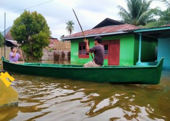 Luapan Air Danau Rendam 26 Rumah di Desa Teratai Kecamatan Tabongo