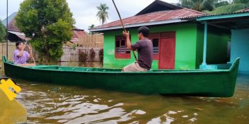 Luapan Air Danau Rendam 26 Rumah di Desa Teratai Kecamatan Tabongo