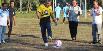 Wakil Bupati Gorontalo  Buka Turnamen Sepak Bola Liga One Alo