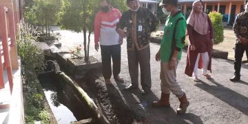 Bupati Anwar Sadat Tinjau Saluran Pembuangan Air di Jalan Sriwijaya