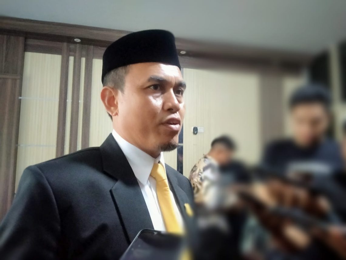 Foto Zulfikar Usira Ketua DPRD Kabupaten Gorontalo