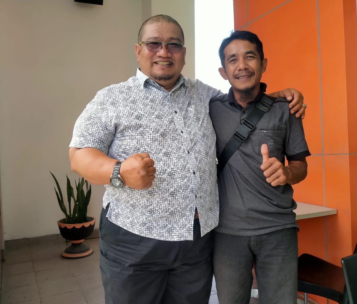Foto Manager PT. Loka Indah Lestari, Bapak Freddy P. Simamora bersama Bapak Eko, di Gorontalo, Senin (02/09/2024).