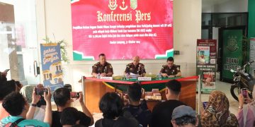 Kejati Lampung Geledah Kantor Dan Rumah Petinggi PT. Leb Berhasil Menyita Uang 670 Juta