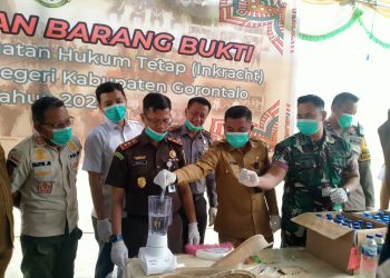 Musnahkan Barang Bukti Tindak Pidana, Kejari Kabupaten Gorontalo Libatkan Forkopimda dan Dinas Terkait