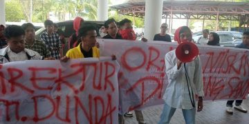 Soroti Pelayanan RSUD MM Dunda Limboto, Mahasiswa Datangi DPRD Kabupaten