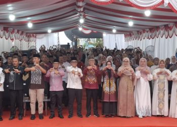 Bupati Sofyan Puhi mengajak Kita Semua Untuk Mencintai Produk UMKM Lokal