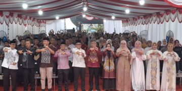 Bupati Sofyan Puhi mengajak Kita Semua Untuk Mencintai Produk UMKM Lokal