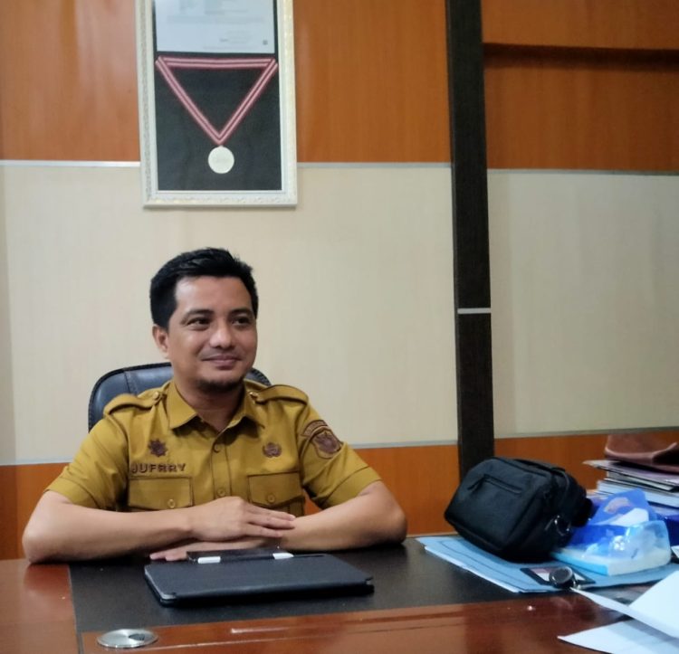 Kepala BKPSDM Kabupaten Gorontalo Jufri Damima.