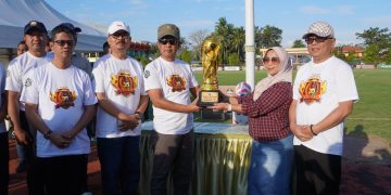 Bupati Gorontalo Sofyan Puhi Apresiasi Tournamen Sepak Bola Adhyaksa Cup
