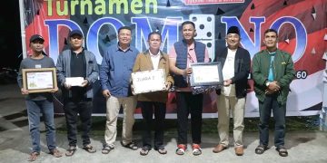 Bupati Anwar Sadat Tutup Turnamen Domino 2025, Serahkan Hadiah kepada Para Pemenang