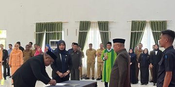 Bupati Sofyan Resmi Lantik Sugondo Makmur Jadi Sekda Kabupaten Gorontalo