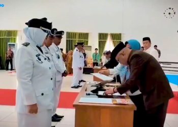 16 Kepala Desa di Kabupaten Gorontalo Resmi Kembali Menjabat