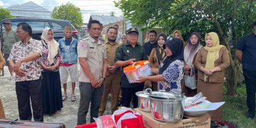 Bupati Sofyan Serahkan Bantuan Untuk Korban Kebakaran