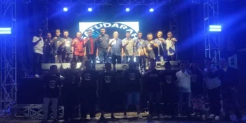 Bupati Sofyan Puhi Hadiri Malam Puncak Ketupat Fest 2026 di Kompleks Pasar Bongomeme